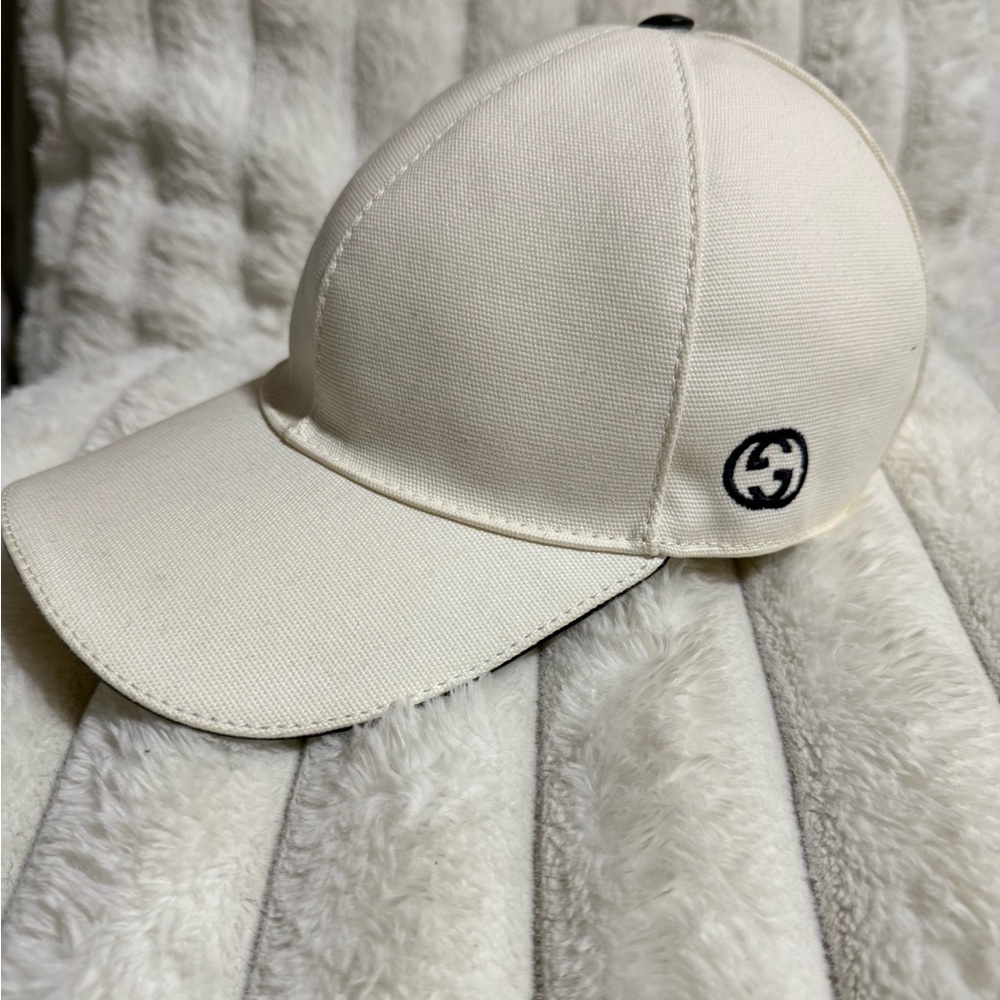 Gucci Cream Baseball Cap